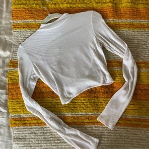 ALO Yoga White Ribbed Long Sleeve Crop Top